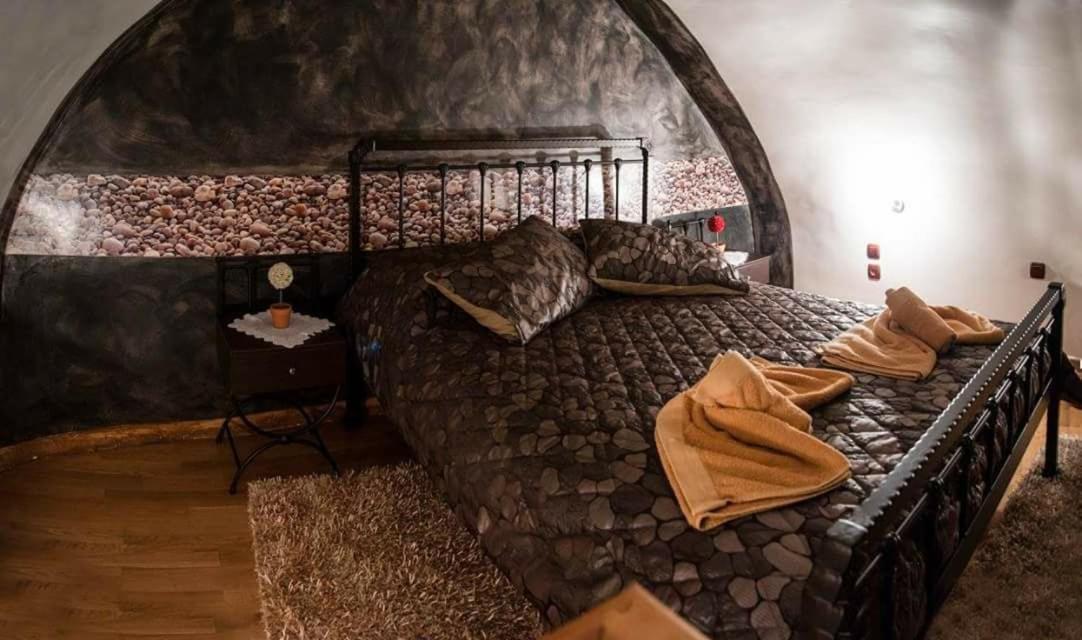 Despotikon Dimitsana Guest House - Ξενώνας Δεσποτικόν Αντωνόπουλου エクステリア 写真